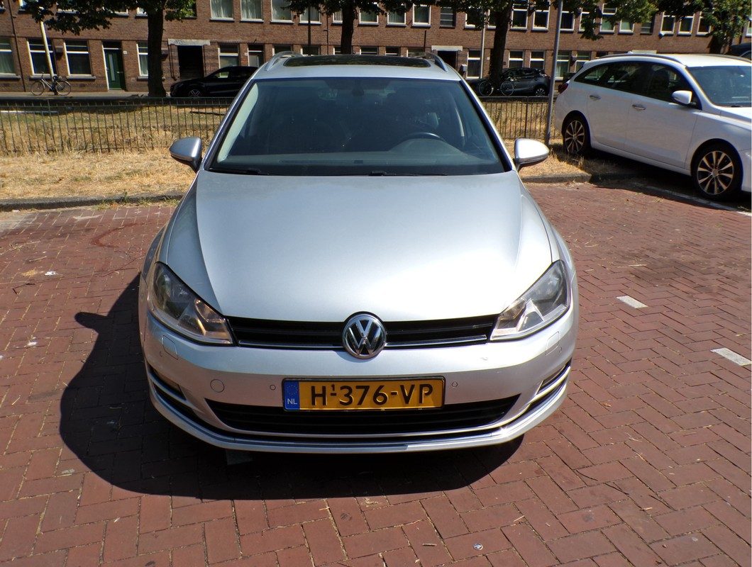 Volkswagen Golf / 4