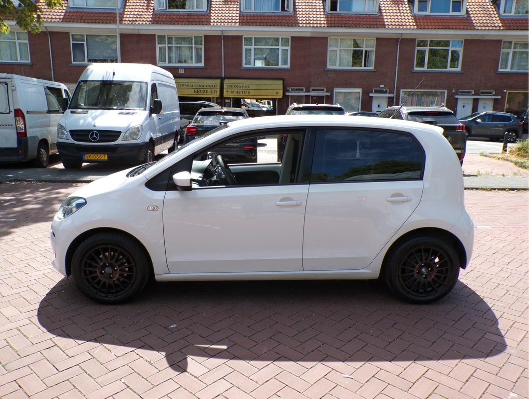 Volkswagen up! / 2